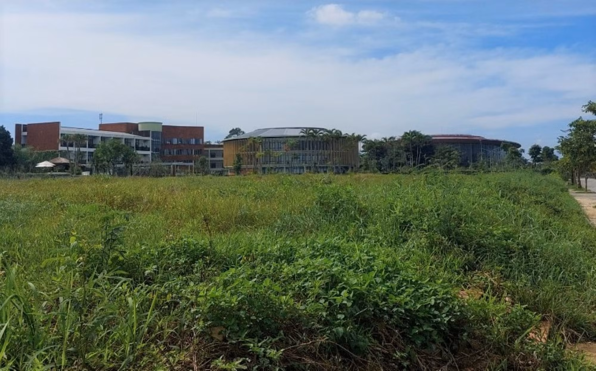 Cận cảnh những khu “đất vàng” ở trung tâm TP Huế sắp đưa vào đấu giá -0
