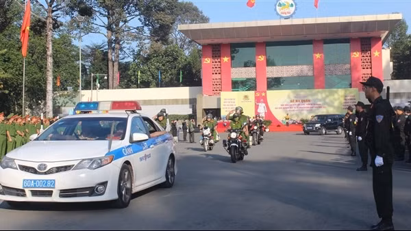 Ra quân thực hiện cao điểm trấn áp tội phạm dịp Tết Nguyên đán