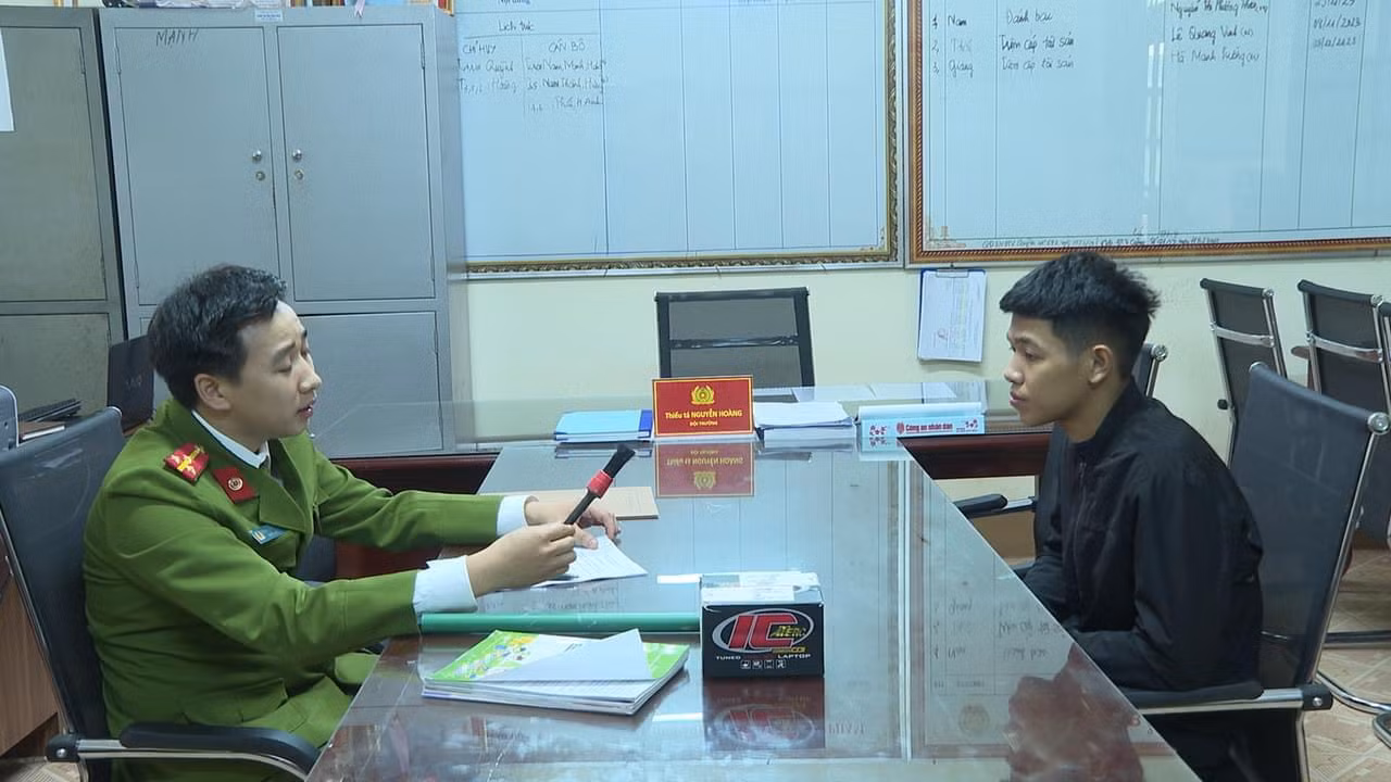 Bắt giữ một đối tượng chế tạo trái phép pháo nổ -0