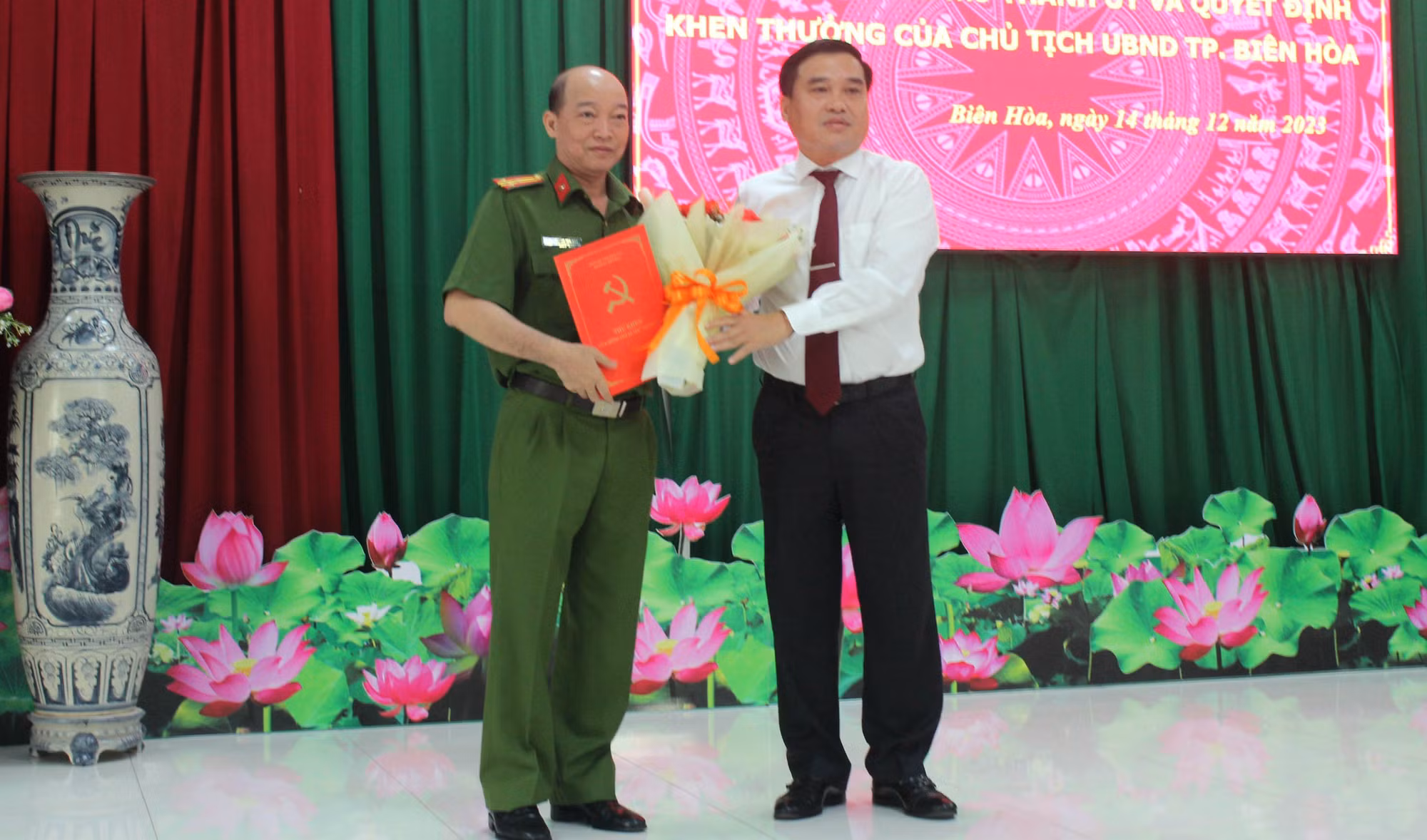 Được khen thưởng đột xuất vì liên tiếp khám phá nhanh các vụ trộm cắp, cướp giật -0