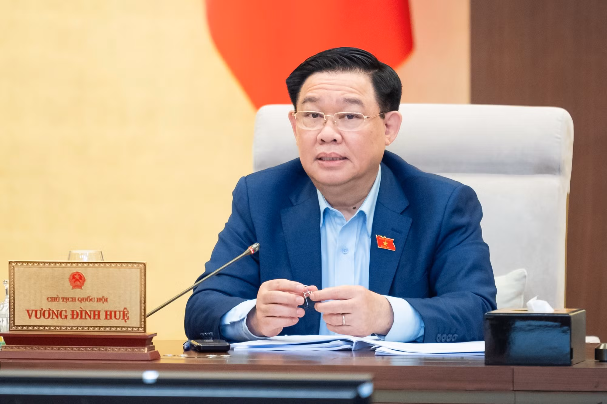 huệ.jpg -0