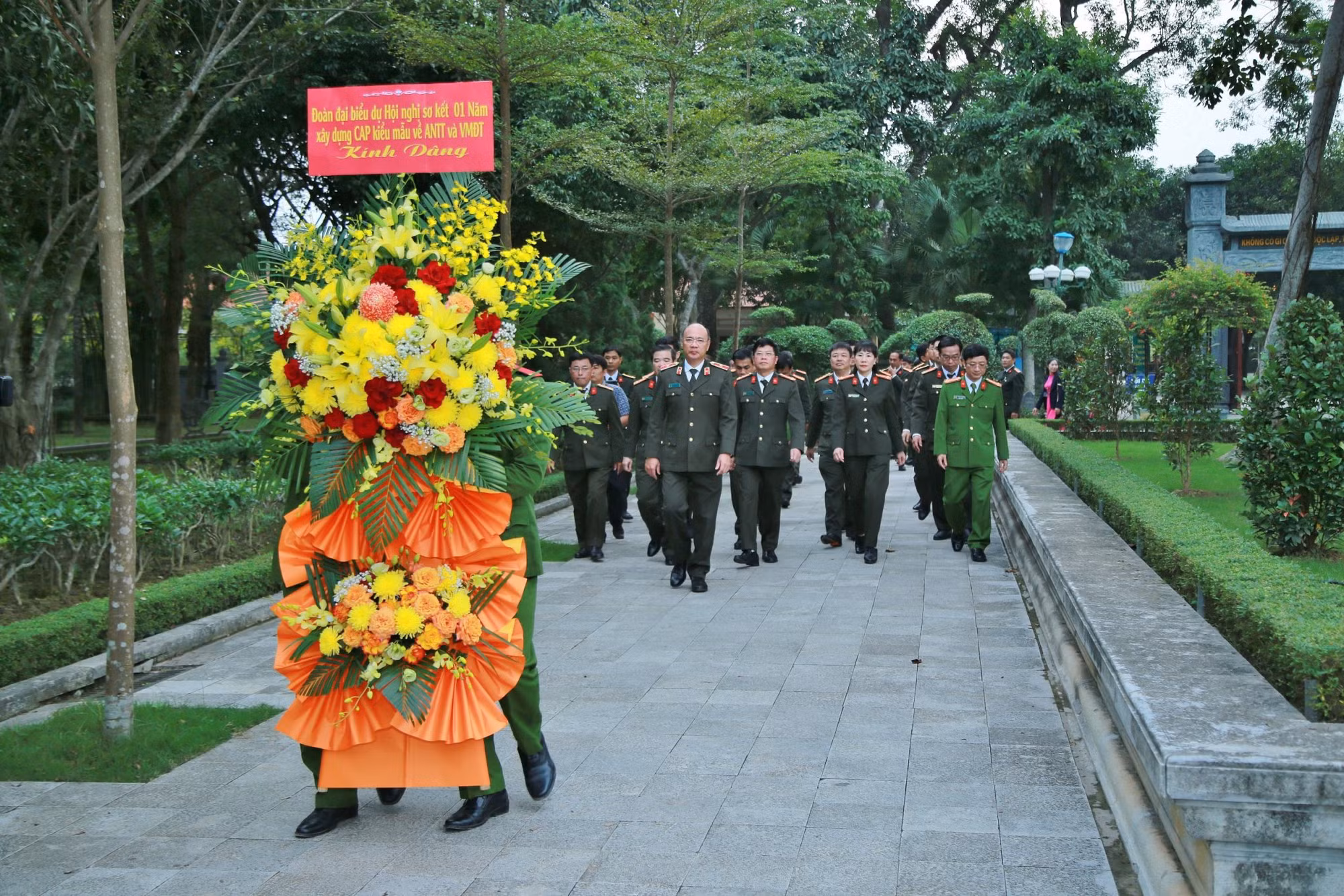 Tham quan mô hình Công an phường điển hình, kiểu mẫu về an ninh, trật tự và văn minh đô thị tại Nghệ An -0