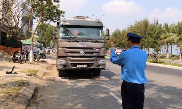 Đà Nẵng đặt 13 Trạm kiểm tra tải trọng xe lưu động xử lý nghiêm quá khổ quá tải -1