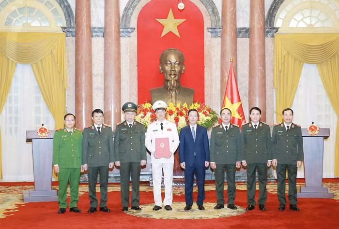 Thăng cấp bậc hàm Thượng tướng đối với Thứ trưởng Bộ Công an Nguyễn Duy Ngọc -0
