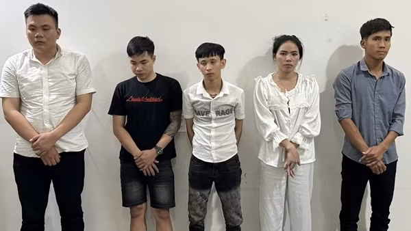 Liên tiếp bắt giữ các đối tượng tổ chức sử dụng, mua bán trái phép chất ma túy