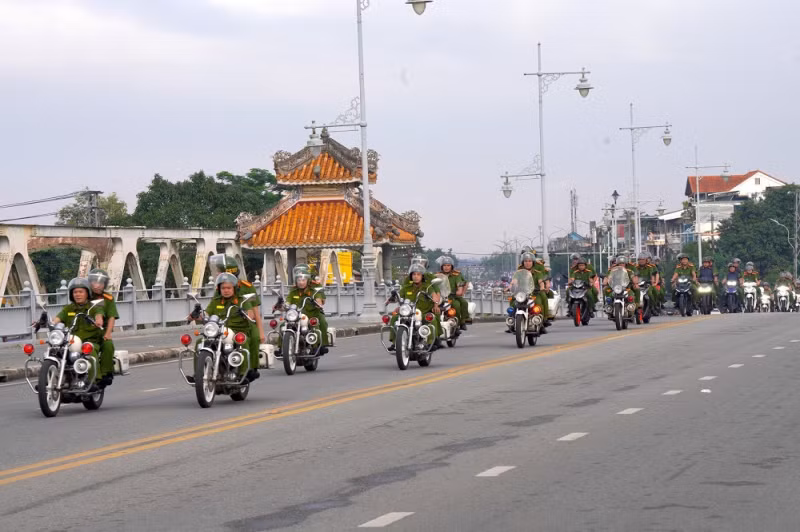 Đồng loạt ra quân thực hiện cao điểm tấn công, trấn áp tội phạm -1