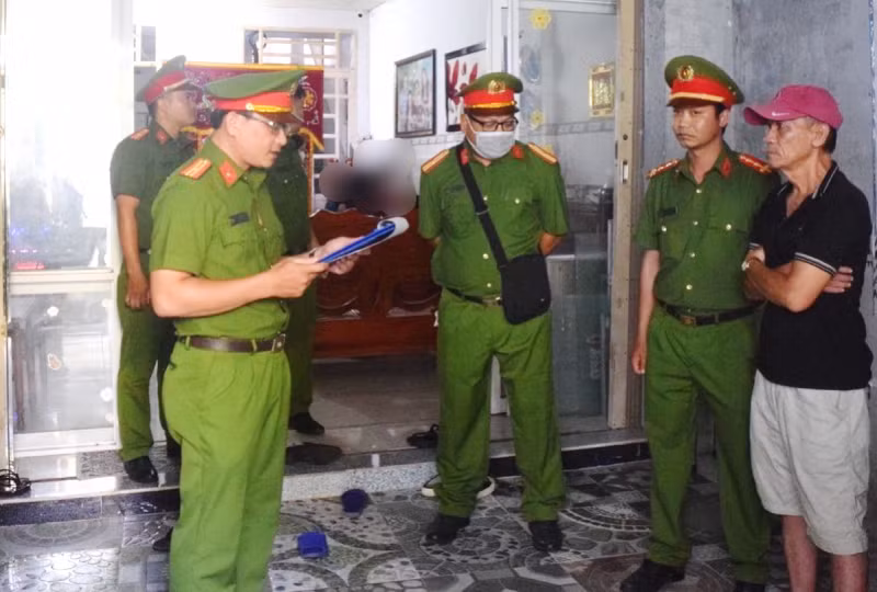 Xuyên tạc sự thật xúc phạm nhiều tổ chức cá nhân một bị cáo lãnh án -0