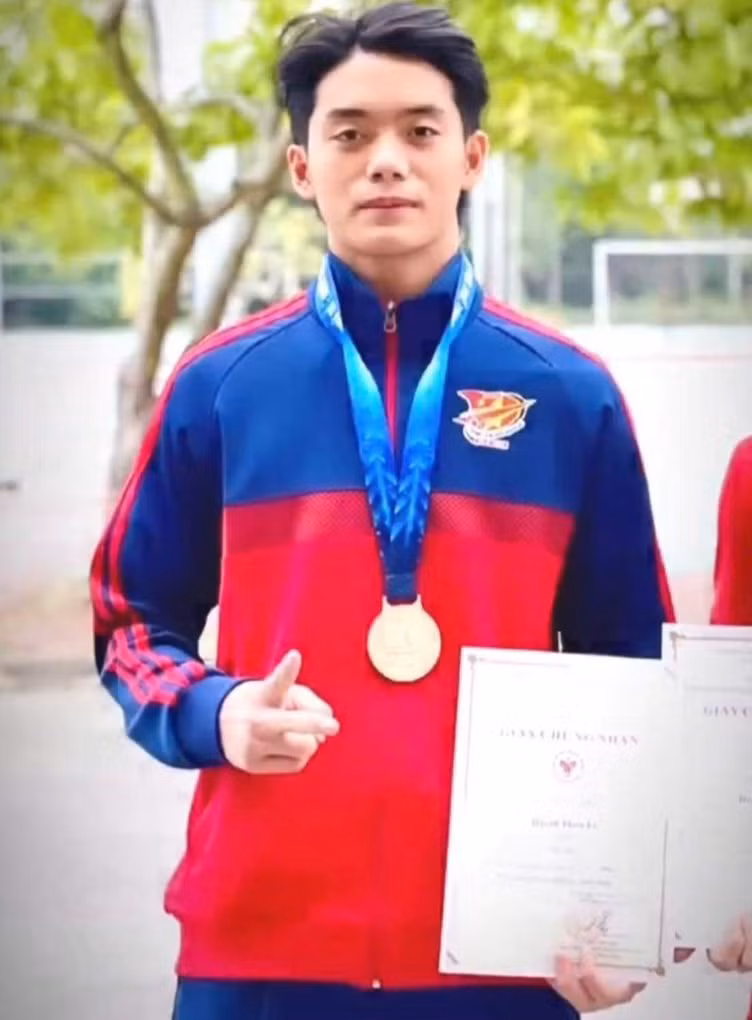 VĐV chấn thương nguy kịch khi tập luyện, Liên đoàn Thể dục cầu cứu cộng đồng giúp đỡ -0