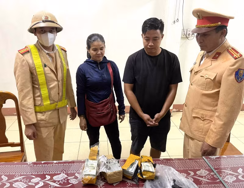 Cảnh sát giao thông Quảng Trị được khen thưởng vì thành tích xuất sắc -0