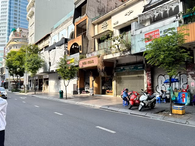 Một thăng hạng không vui -0