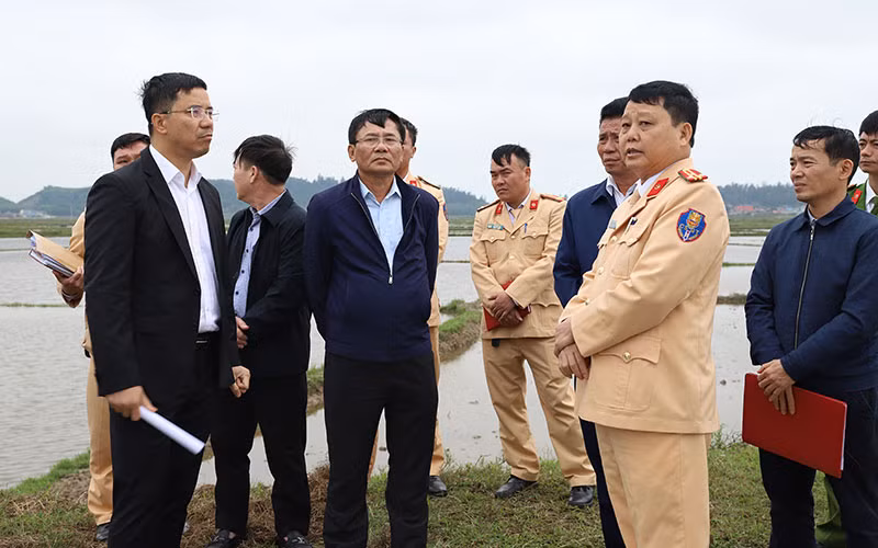 Tập trung điều tra, xử lý vụ TNGT trên đường ven biển huyện Kỳ Anh -0