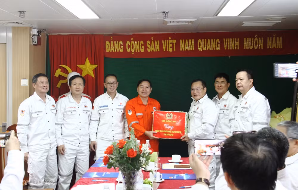 Petrovietnam/Vietsovpetro thực hiện nghiêm túc các quy định về&nbsp;PCCC và CNCH -5