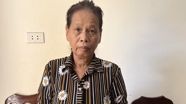 Con bị bắt vì lưu hành tiền giả, mẹ ở nhà phá két mang 2 tỷ tiền giả đi giấu