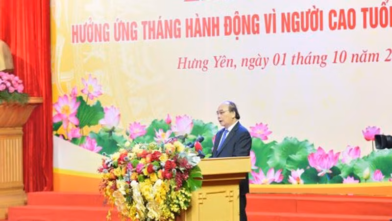 Quan tâm chăm sóc, tạo mọi điều kiện để người cao tuổi sống vui, khỏe và có ích -0