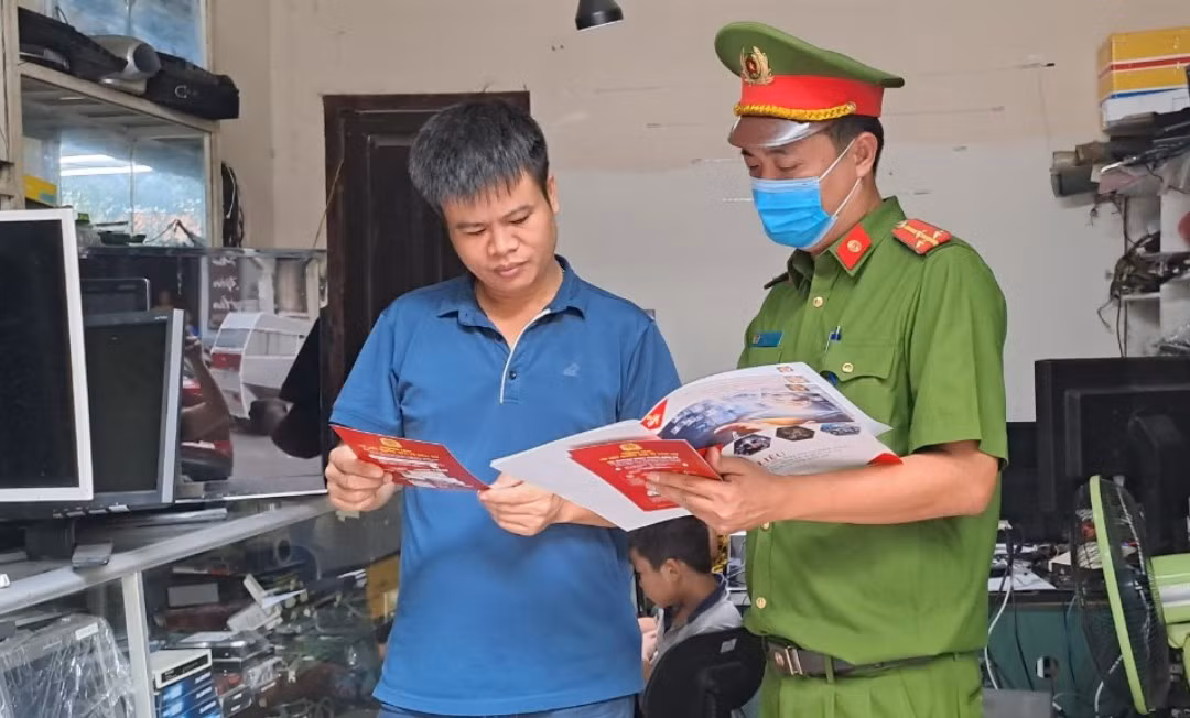 Đưa đề án 06 đến với người dân -0