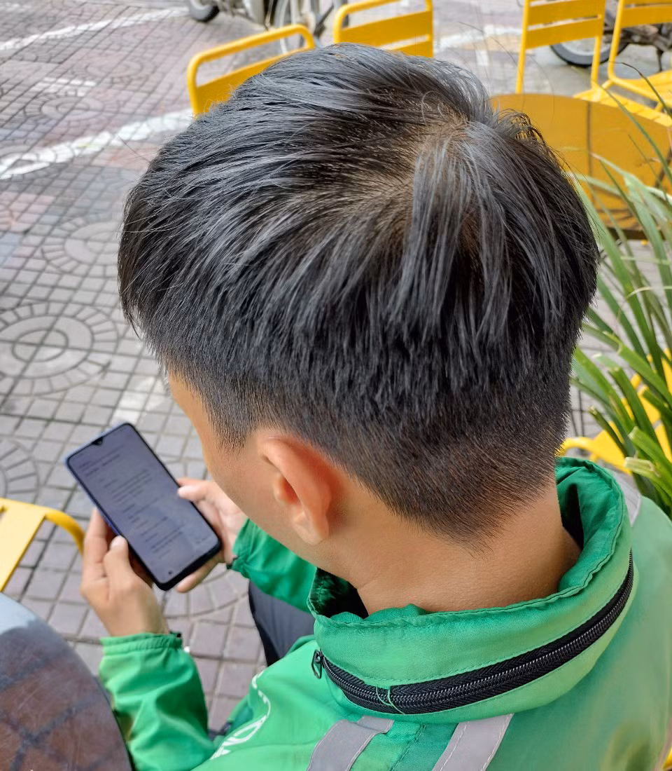 Một số tài xế Grab ở Cà Mau sập bẫy lừa đảo chuyển tiền -0