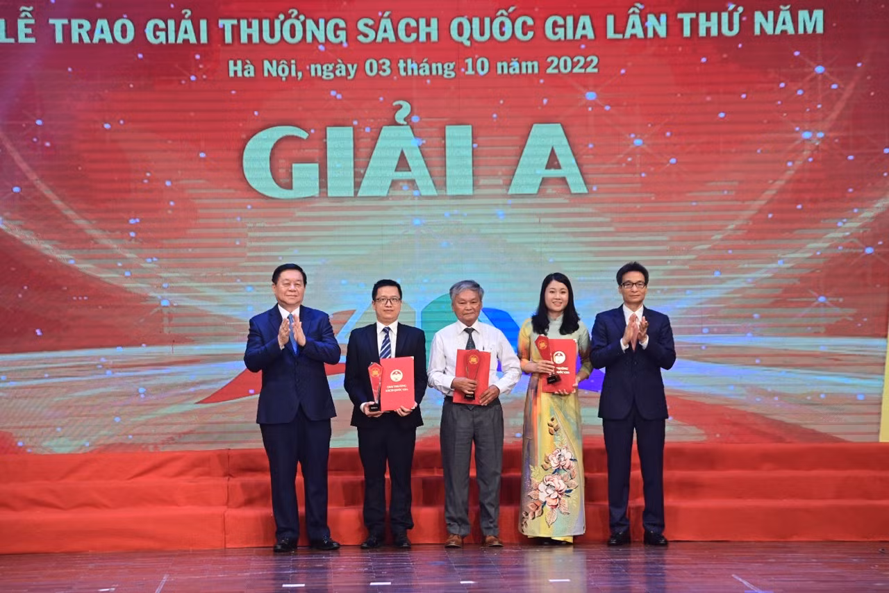 Vinh danh 26 tác phẩm xuất sắc đoạt Giải thưởng sách quốc gia năm 2022 -0