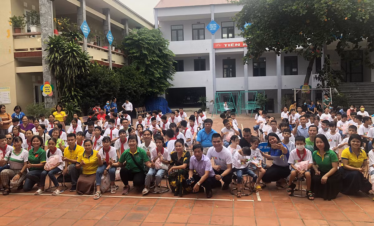 Thành viên độc lập và nhân viên Herbalife Việt Nam: Tổ chức chương trình Vui Tết Trung thu cho hơn 1.000 em nhỏ -0