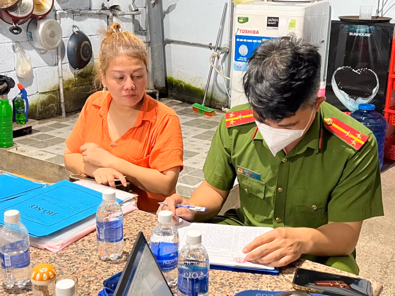 Khởi tố, bắt giam 11 đối tượng tại quán bar có 52 người dương tính với ma túy -0