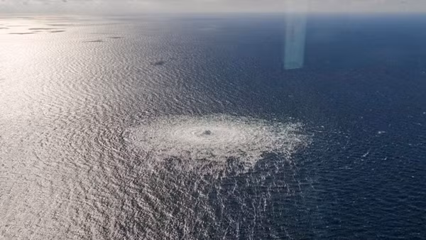Máy bay trinh sát Mỹ bị phát hiện bay gần nơi đường ống Nord Stream rò rỉ