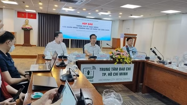 Họp báo sau vụ bắt Chủ tịch HĐQT Công ty cổ phần Tập đoàn Vạn Thịnh Phát