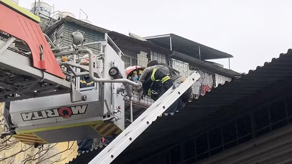 Chiến công của những người lính phòng cháy, chữa cháy Hoàng Mai