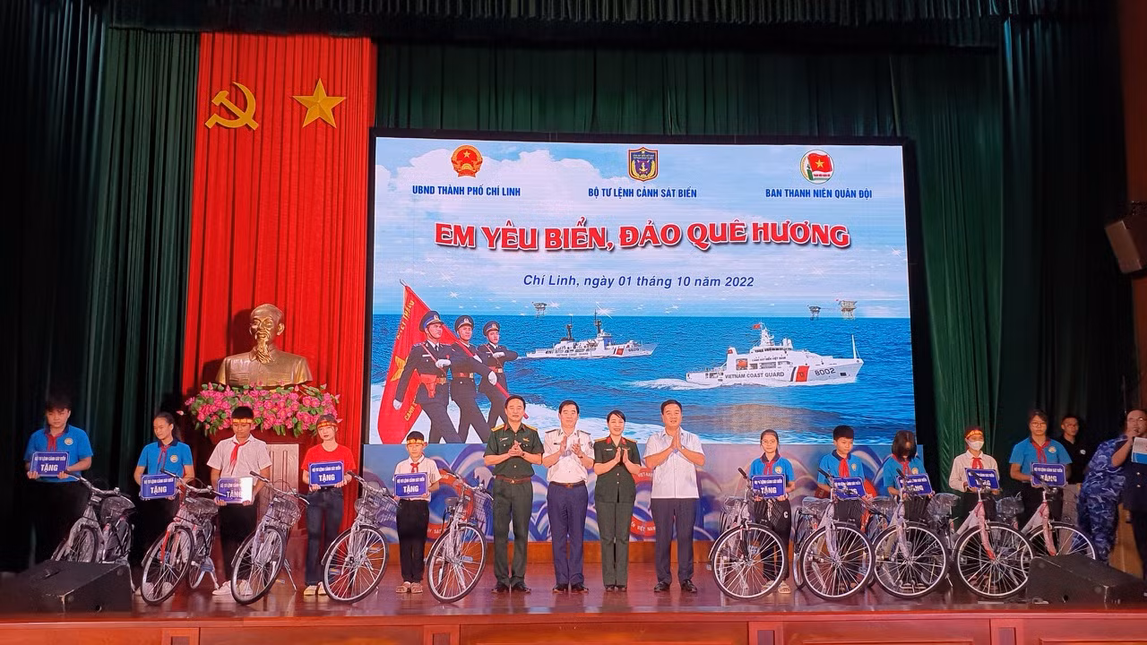 Hun đúc tình yêu đất nước qua cuộc thi “Em yêu biển đảo quê hương” -2