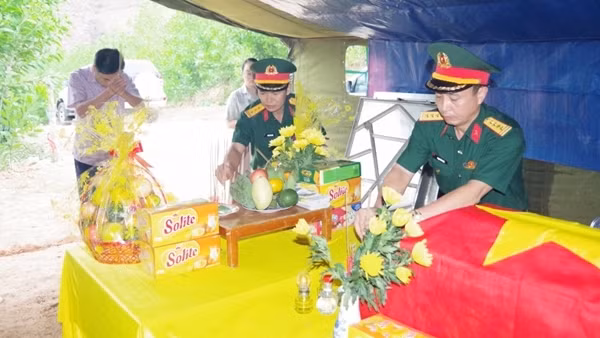 Tìm thấy 4 bộ hài cốt liệt sĩ tại Ngã ba Khe Tắt