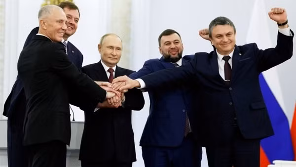 Quốc hội Nga nhất trí sáp nhập 4 vùng của Ukraine