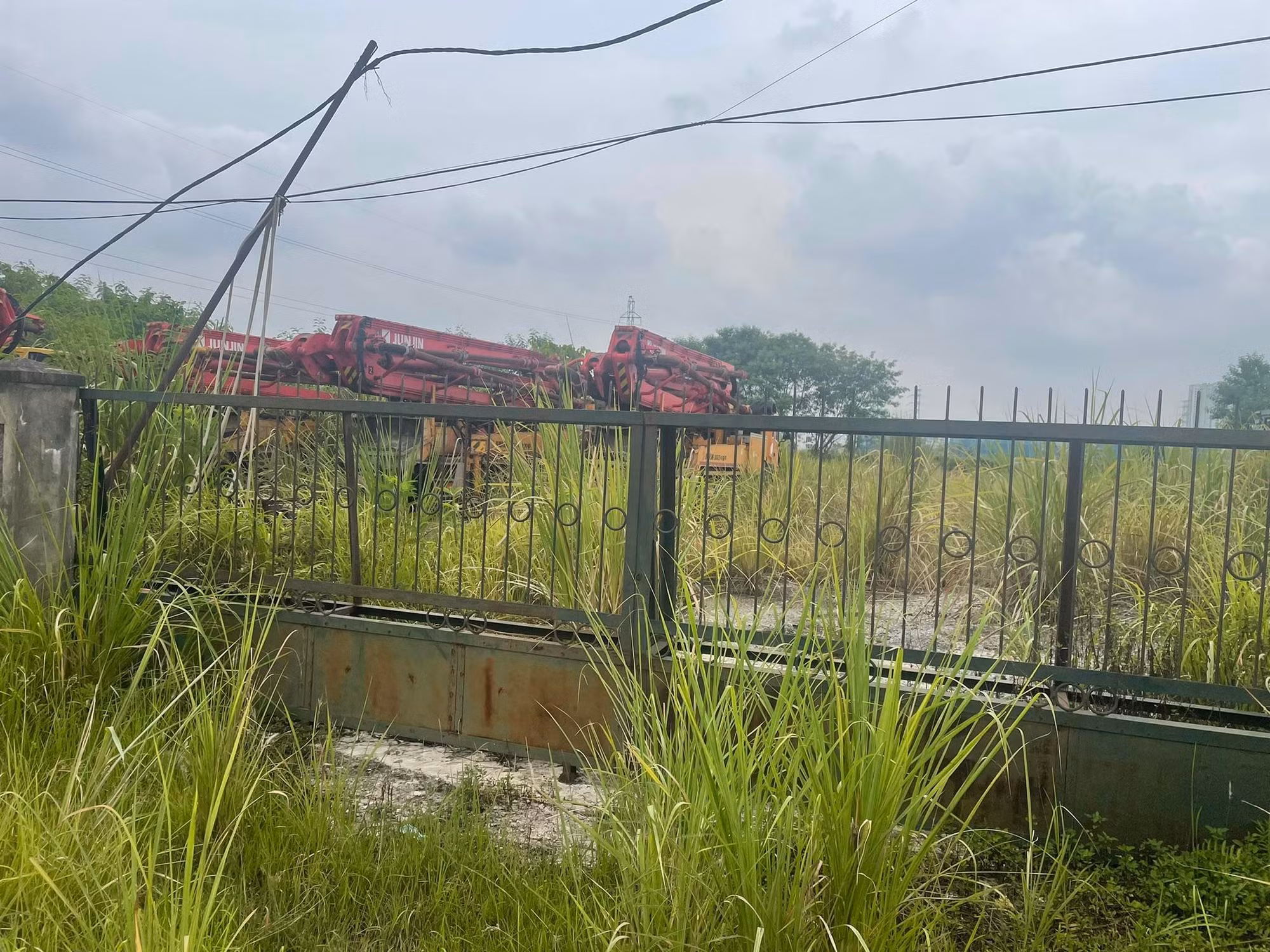 Vẫn khổ sở vì dự án treo -0