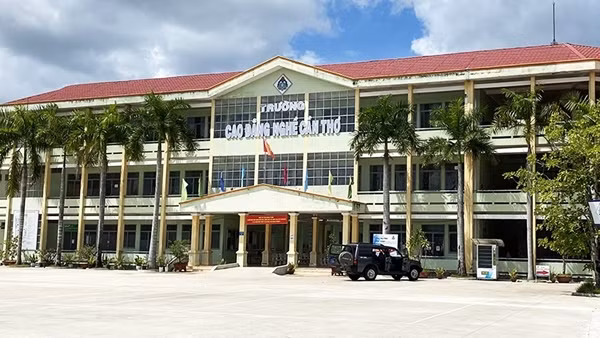 Tìm người có liên quan đến vụ án tại Trường Cao đẳng nghề Cần Thơ