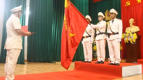 Công bố quyết định thành lập Tiểu đoàn CSCĐ dự bị chiến đấu Công an tỉnh Phú Yên