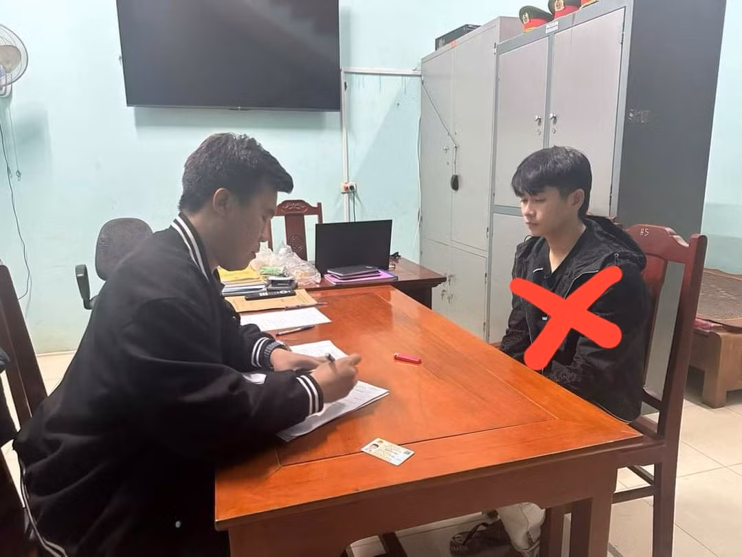 Đối tượng liên quan đến cái chết của lái xe taxi khai gì tại cơ quan Công an? -0