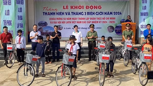 Nhiều công trình ý nghĩa của tuổi trẻ Công an Thừa Thiên Huế ở vùng biên giới