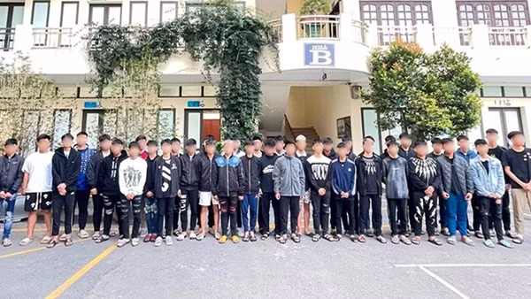 Trấn áp quyết liệt tình trạng mang theo hung khí càn quấy, gây rối