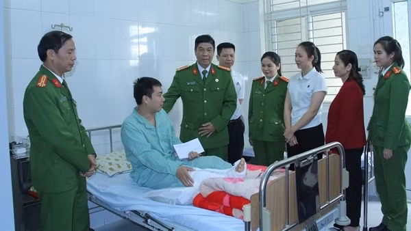 Đại uý Công an bị thương trong lúc truy bắt tội phạm ma tuý