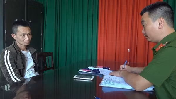 Tuần tra, phát hiện đối tượng mua hàng ngàn viên ma túy bán cho con nghiện