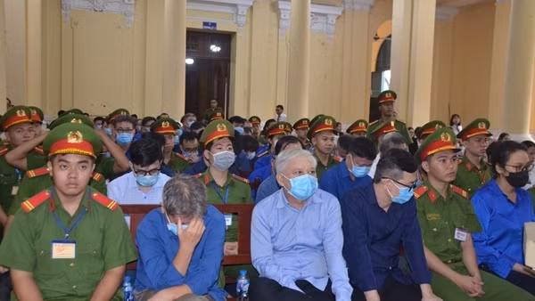 Những ai đã cảnh báo nhằm ngăn chặn hậu quả đại án Vạn Thịnh Phát?