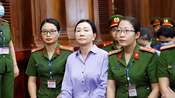 Ghi lùi ngày, nâng khống giá trị tài sản để Ngân hàng SCB hợp thức hồ sơ thế chấp