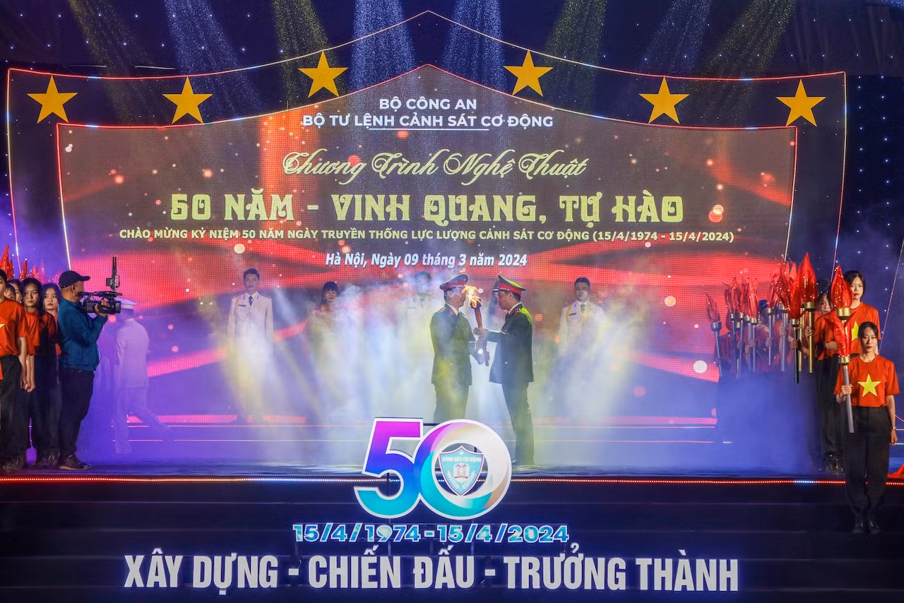 Tuyên dương 20 gương thanh niên Cảnh sát cơ động tiêu biểu năm 2024 -0