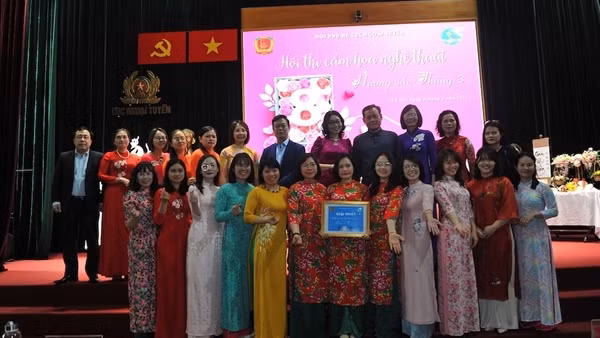 Nhiều mô hình hay, hiệu quả của Hội phụ nữ Cục Ngoại tuyến