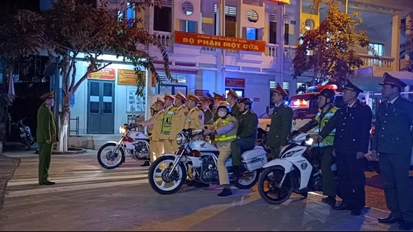 Xây dựng thế trận lòng dân ở huyện biên giới rẻo cao Kỳ Sơn