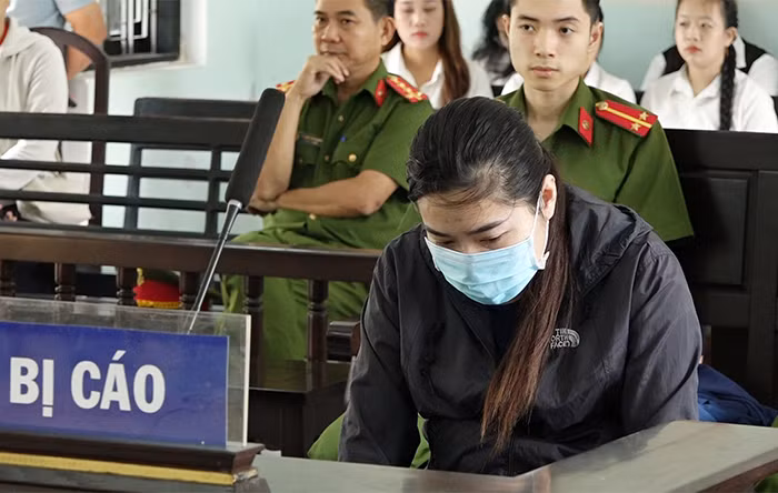 Tạm đình chỉ vụ nữ nhân viên ngân hàng lừa đảo gần 30 tỷ đồng -0