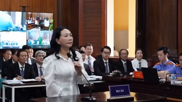 Các bị cáo làm ngơ, báo cáo không trung thực kết quả thanh tra, giám sát Ngân hàng SCB