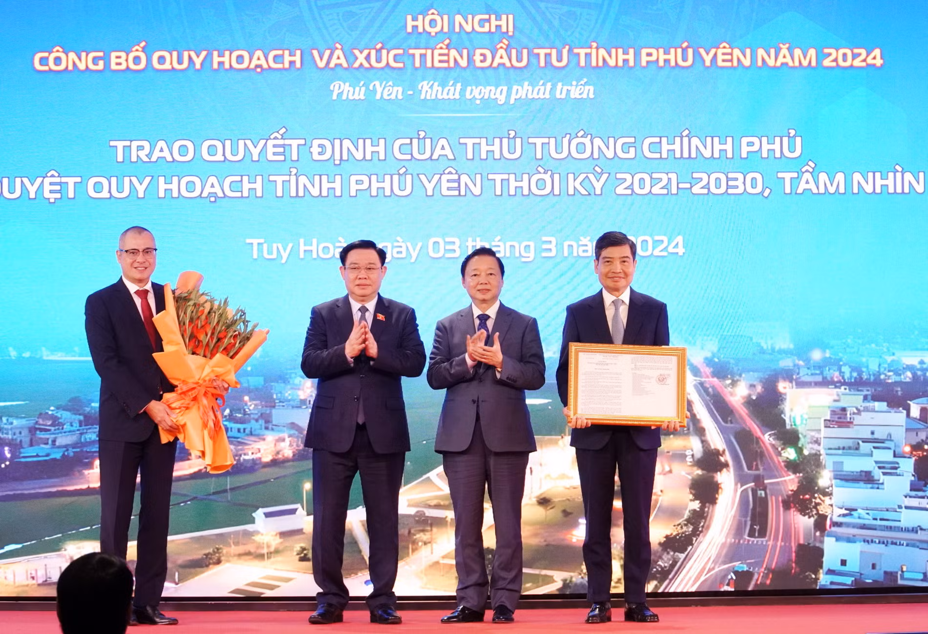 Đổi mới sáng tạo, tìm lối đi riêng để Phú Yên phát triển xanh và bền vững -0
