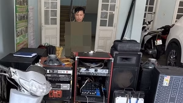 Đột nhập hàng chục nhà dân trộm cắp tài sản