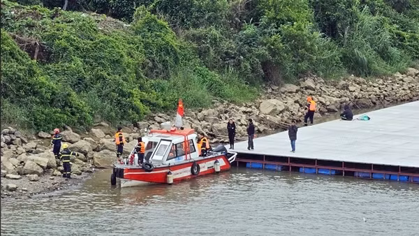 4 mẹ con nghi nhảy cầu Đông Trù đều khỏe mạnh, chờ gia đình đón về