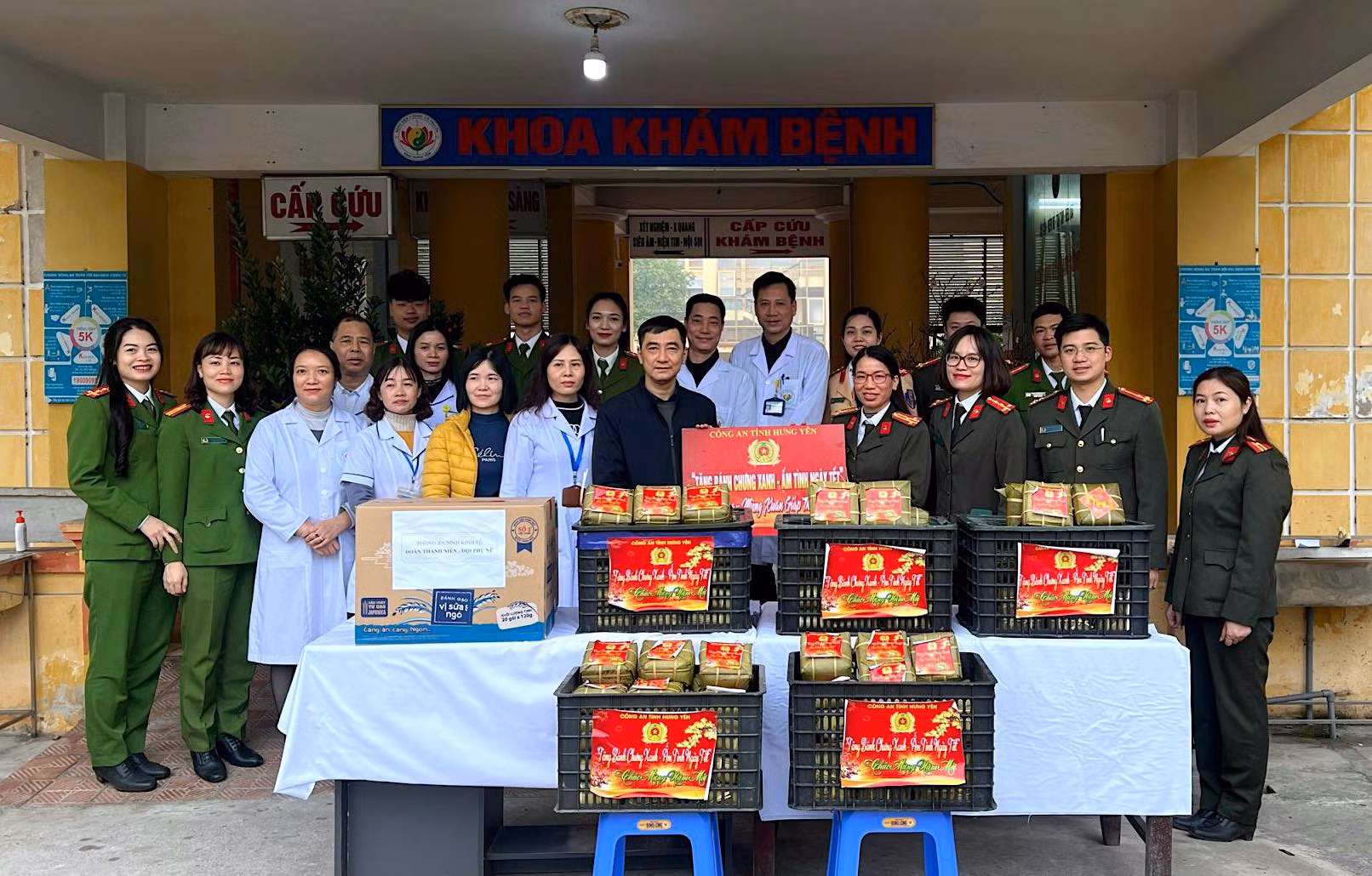 Phụ nữ Công an chung tay chuyển đổi số - 