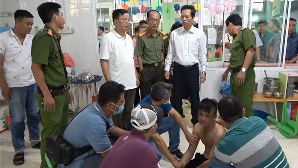 Khen thưởng lực lượng Công an giải cứu an toàn các cháu bé tại trường mầm non