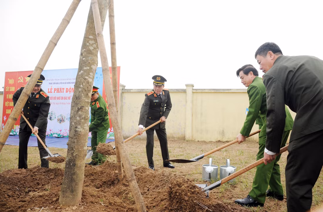“Rèn cán, luyện quân”, lấy kỷ luật, kỷ cương làm nền tảng để huấn luyện chiến sỹ -1